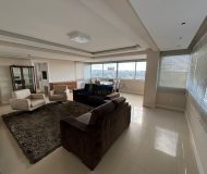 Apartamento com 135m², 3 dormitórios, 1 suíte, 3 vagas no bairro Jardim Itu em Porto Alegre