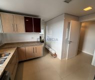 Apartamento com 135m², 3 dormitórios, 1 suíte, 3 vagas no bairro Jardim Itu em Porto Alegre