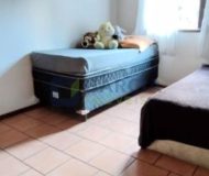 Casa com 100m², 2 dormitórios, 1 vaga no bairro Vila Ipiranga em Porto Alegre