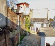 Casa com 100m², 2 dormitórios, 1 vaga no bairro Vila Ipiranga em Porto Alegre