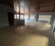 Depósito com 750m² no bairro São Sebastião em Porto Alegre