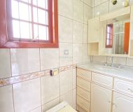 Casa em Condomínio com 143m², 2 dormitórios, 1 suíte, 4 vagas no bairro Ecoville em Porto Alegre