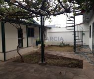 Casa com 220m², 3 dormitórios, 1 suíte, 3 vagas no bairro Sarandi em Porto Alegre