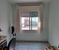 Casa com 220m², 3 dormitórios, 1 suíte, 3 vagas no bairro Sarandi em Porto Alegre