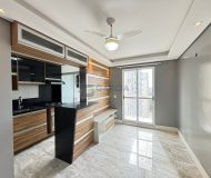 Apartamento com 51m², 2 dormitórios, 1 suíte, 1 vaga no bairro São Sebastião em Porto Alegre