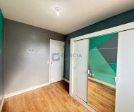 Apartamento com 51m², 2 dormitórios, 1 suíte, 1 vaga no bairro São Sebastião em Porto Alegre