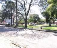 Casa com 200m², 3 dormitórios, 1 suíte, 3 vagas no bairro Parque Minuano em Porto Alegre