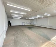 Depósito com 550m², 3 vagas no bairro Sarandi em Porto Alegre