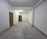 Depósito com 550m², 3 vagas no bairro Sarandi em Porto Alegre