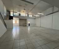 Depósito com 550m², 3 vagas no bairro Sarandi em Porto Alegre