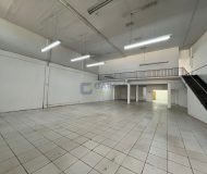 Depósito com 550m², 3 vagas no bairro Sarandi em Porto Alegre