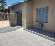 Casa com 180m², 3 dormitórios, 2 vagas no bairro Sarandi em Porto Alegre