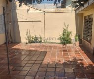 Casa com 180m², 3 dormitórios, 2 vagas no bairro Sarandi em Porto Alegre