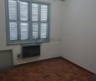 Casa com 180m², 3 dormitórios, 2 vagas no bairro Sarandi em Porto Alegre