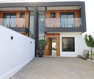 Casa com 132m², 3 dormitórios, 1 suíte, 1 vaga no bairro São Sebastião em Porto Alegre
