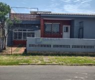 Casa com 94m², 3 dormitórios, 3 vagas no bairro Sarandi em Porto Alegre