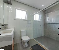 Casa com 144m², 3 dormitórios, 3 suítes, 2 vagas no bairro Sarandi em Porto Alegre