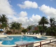 Casa com 144m², 3 dormitórios, 3 suítes, 2 vagas no bairro Sarandi em Porto Alegre