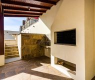 Cobertura com 285m², 4 dormitórios, 2 suítes, 3 vagas no bairro Jardim Lindóia em Porto Alegre