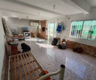 Casa com 220m², 3 dormitórios, 1 suíte, 2 vagas no bairro Sarandi em Porto Alegre