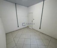Depósito com 1.200m² no bairro Navegantes em Porto Alegre
