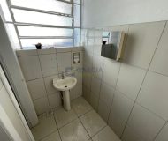 Depósito com 1.200m² no bairro Navegantes em Porto Alegre
