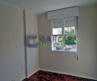 Apartamento com 51m², 2 dormitórios, 1 vaga no bairro Passo da Areia em Porto Alegre