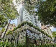 Apartamento com 250m², 3 dormitórios, 3 suítes, 2 vagas no bairro Auxiliadora em Porto Alegre