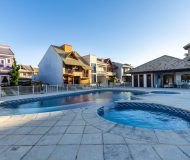 Casa em Condomínio com 207m², 4 dormitórios, 4 suítes, 2 vagas no bairro Ecoville em Porto Alegre