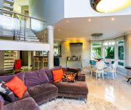 Casa em Condomínio com 207m², 4 dormitórios, 4 suítes, 2 vagas no bairro Ecoville em Porto Alegre