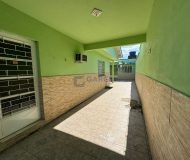 Casa com 103m², 2 dormitórios, 5 vagas no bairro Sarandi em Porto Alegre