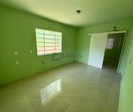 Casa com 103m², 2 dormitórios, 5 vagas no bairro Sarandi em Porto Alegre