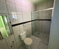 Casa com 103m², 2 dormitórios, 5 vagas no bairro Sarandi em Porto Alegre
