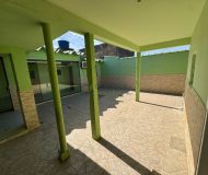Casa com 103m², 2 dormitórios, 5 vagas no bairro Sarandi em Porto Alegre