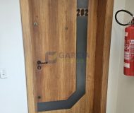 Sala Comercial com 80m² no bairro Navegantes em Porto Alegre