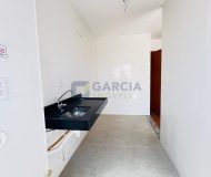 Apartamento com 44m², 2 dormitórios, 1 vaga no bairro Costa e Silva em Porto Alegre