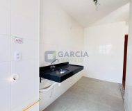 Apartamento com 44m², 2 dormitórios, 1 vaga no bairro Costa e Silva em Porto Alegre
