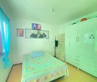 Casa com 214m², 3 dormitórios, 1 suíte, 2 vagas no bairro Sarandi em Porto Alegre