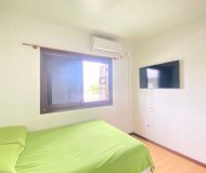 Casa com 214m², 3 dormitórios, 1 suíte, 2 vagas no bairro Sarandi em Porto Alegre