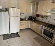 Casa com 202m², 3 dormitórios, 1 suíte, 2 vagas no bairro Rubem Berta em Porto Alegre