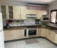 Casa com 202m², 3 dormitórios, 1 suíte, 2 vagas no bairro Rubem Berta em Porto Alegre