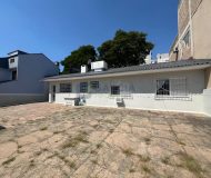 Casa com 220m², 6 dormitórios, 1 suíte, 8 vagas no bairro Sarandi em Porto Alegre