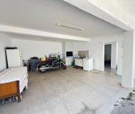 Casa com 220m², 6 dormitórios, 1 suíte, 8 vagas no bairro Sarandi em Porto Alegre