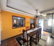 Casa com 220m², 6 dormitórios, 1 suíte, 8 vagas no bairro Sarandi em Porto Alegre