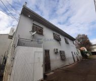 Casa com 108m², 2 dormitórios no bairro Floresta em Porto Alegre