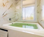 Casa em Condomínio com 327m², 3 dormitórios, 3 suítes, 3 vagas no bairro Condomínio Buena Vista em Viamão