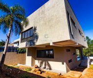 Casa em Condomínio com 327m², 3 dormitórios, 3 suítes, 3 vagas no bairro Condomínio Buena Vista em Viamão