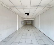 Loja com 93m² no bairro Santa Maria Goretti em Porto Alegre