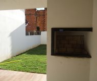 Casa com 152m², 3 dormitórios, 1 suíte, 2 vagas no bairro Parque Santa Fé em Porto Alegre