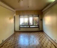 Casa com 250m², 3 dormitórios, 2 vagas no bairro Sarandi em Porto Alegre